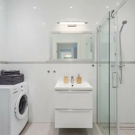 Chill Wilanow Business Center Apartment